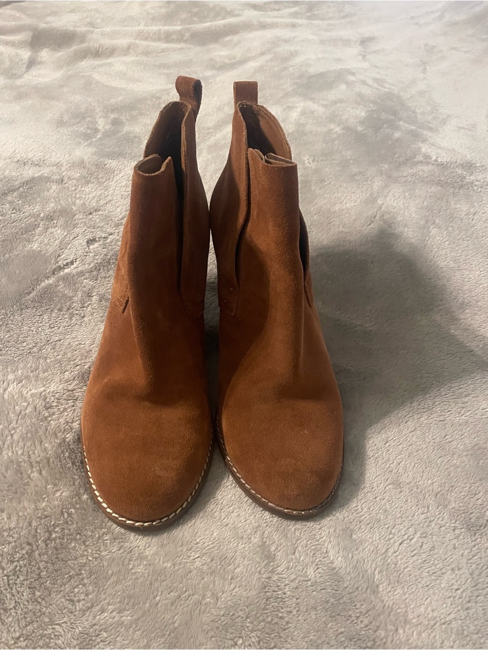 Lucky Brand Chestnut Suede Chelsea Ankle Boots